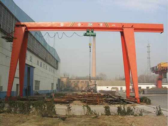 MH型3-16噸電動葫蘆單梁門式起重機(jī)（箱體形狀）